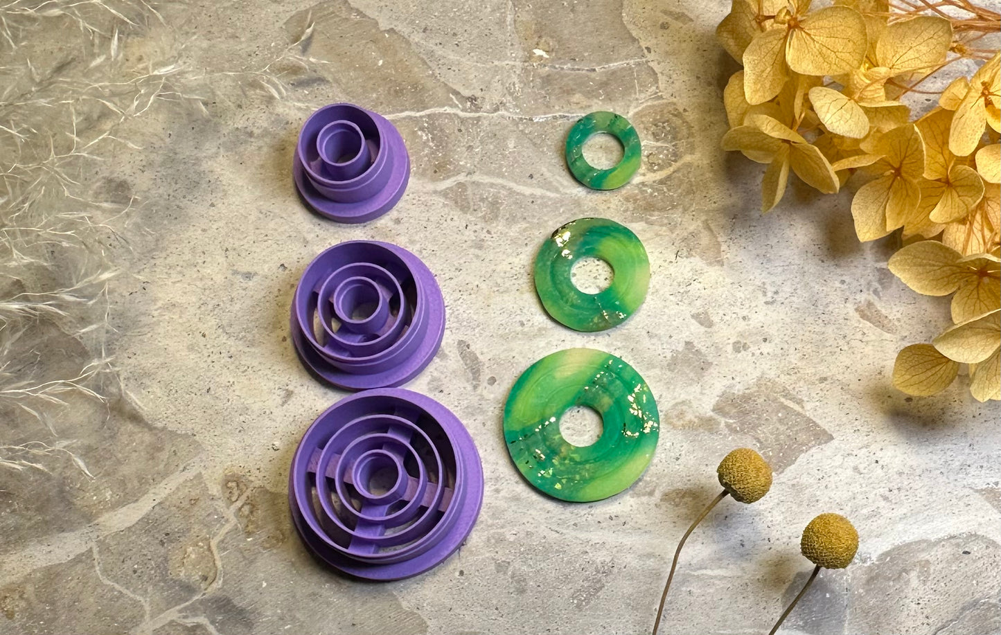 Geometric circles (3 pc)