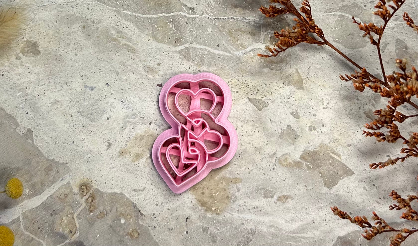 Interlocked hearts (mirrored pair)