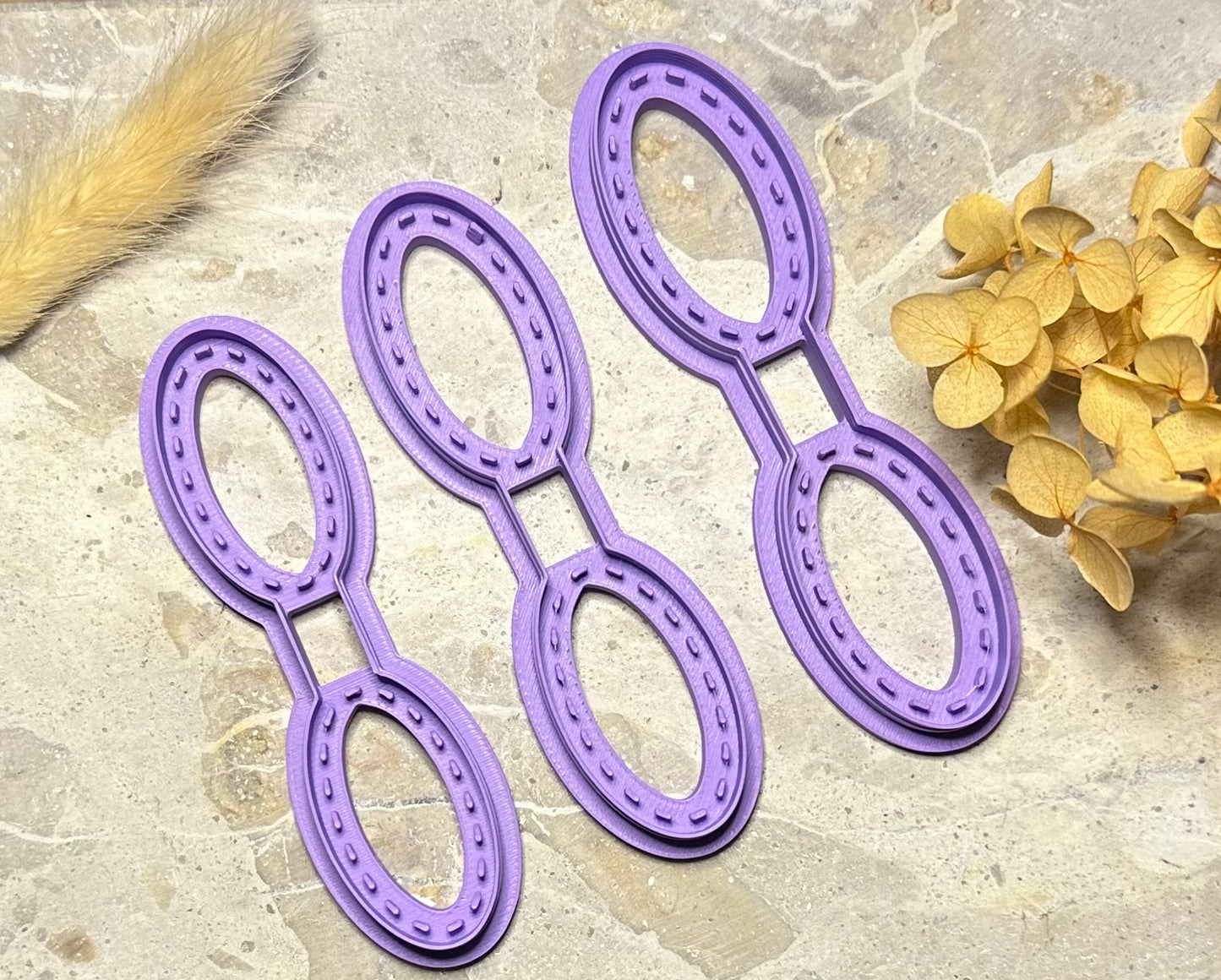 Oval keychain