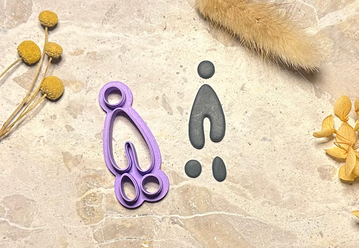 Organic dangle with drops