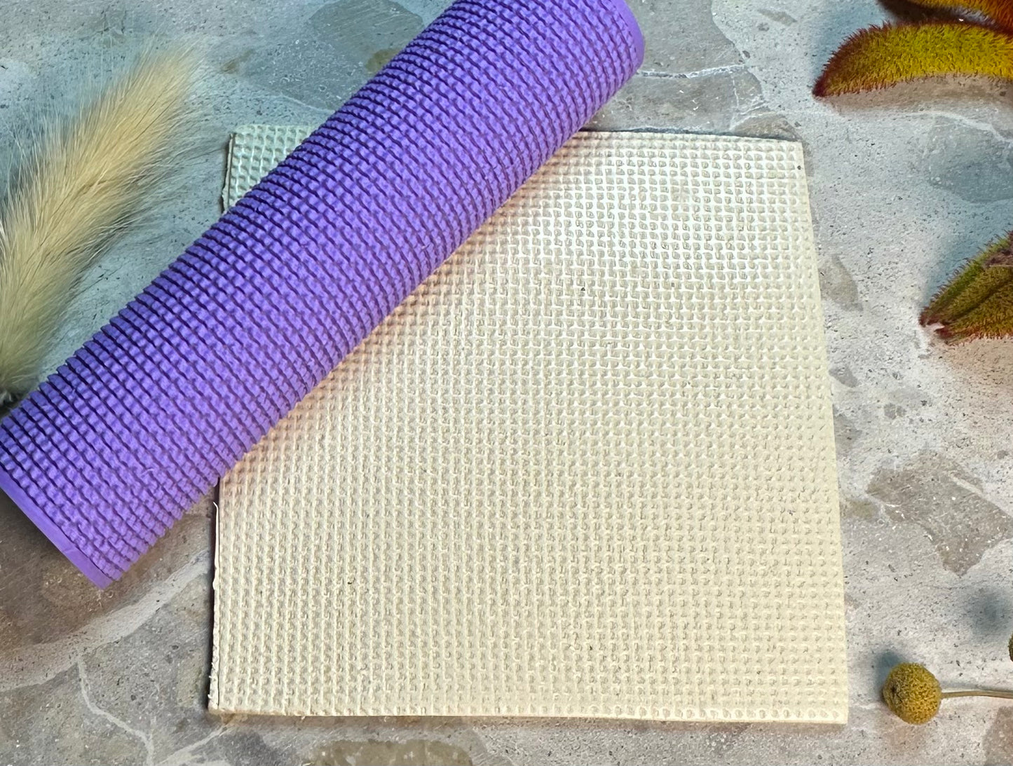 Fabric texture roller