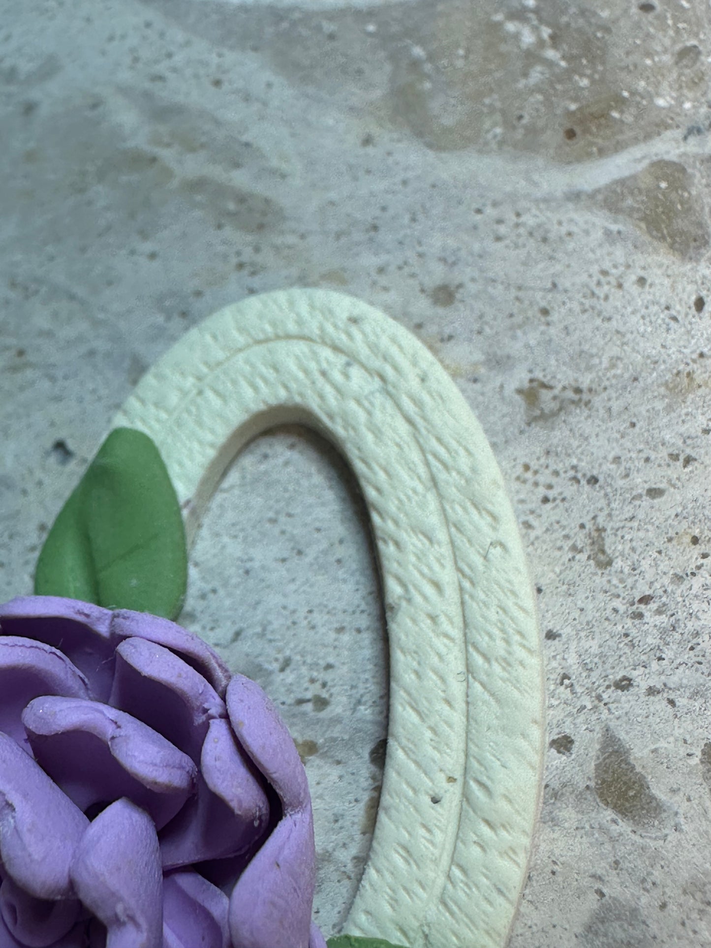 Sandpaper texture roller